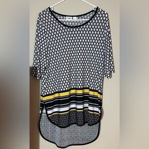 Cato Size LARGE, Black, White and Yellow Patterned Tunic